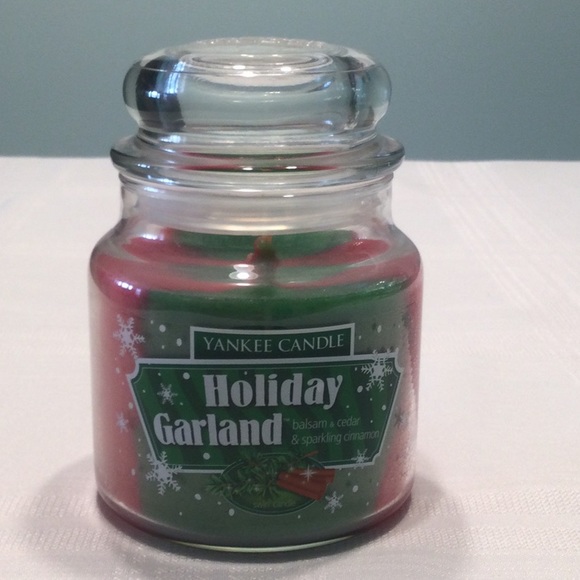 Yankee Candle Holiday Garland Jar Candle